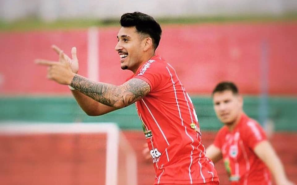 Atacante gaúcho é destaque e goleador no Campeonato do Mato Grosso do Sul