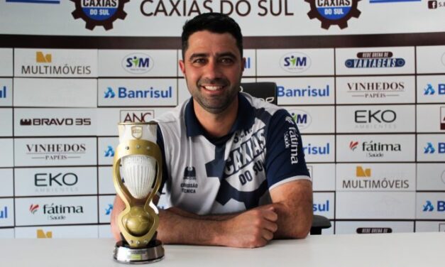 Técnico do Caxias surpreende e anuncia fim do ciclo após o Gauchão