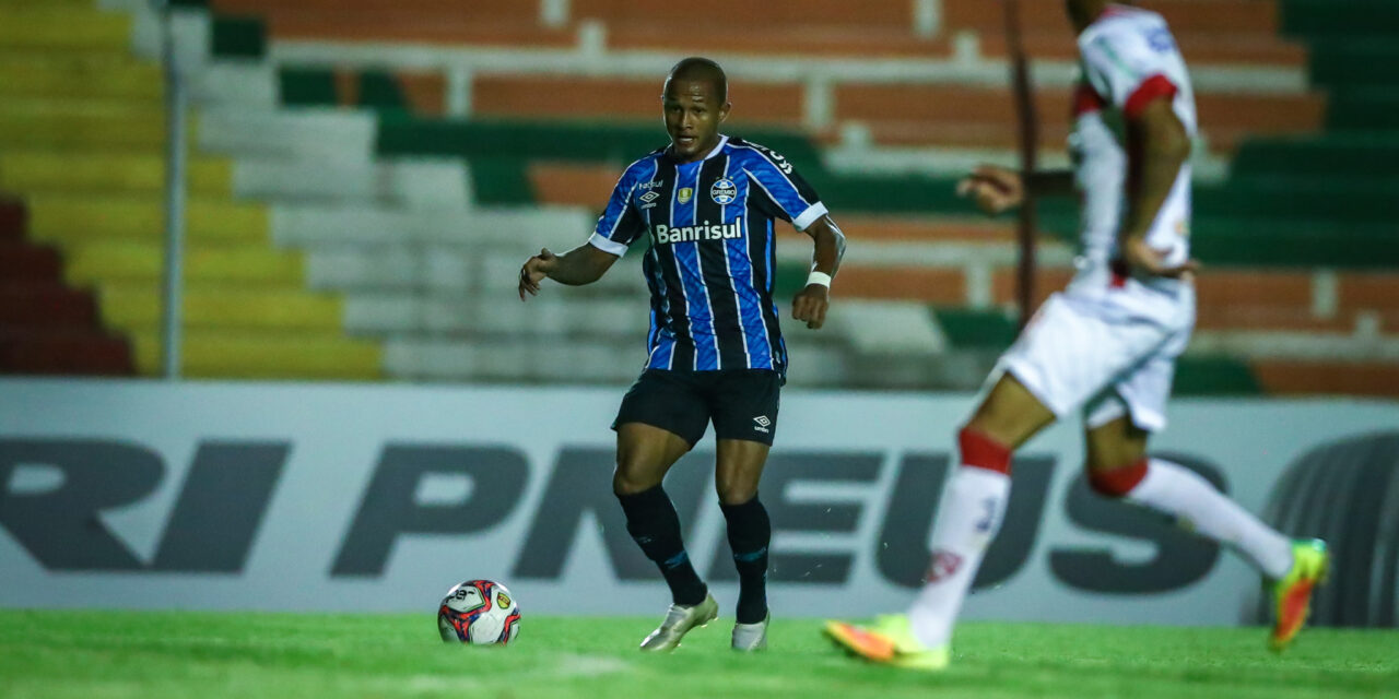Grêmio empata em 2 a 2 com o São Luiz e segue na vice-liderança do Gauchão