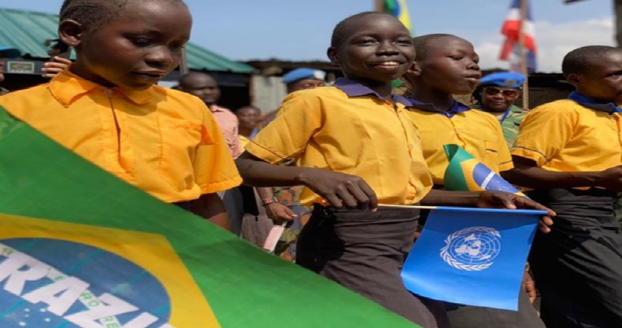 Em missão pelas Nações Unidas, militares brasileiros reformam escola no Sudão do Sul