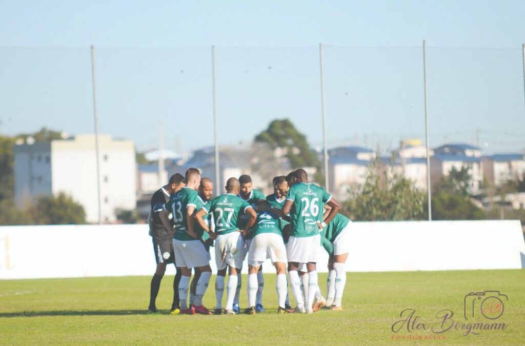 Gaúcho vence e avança para semifinais da Terceirona