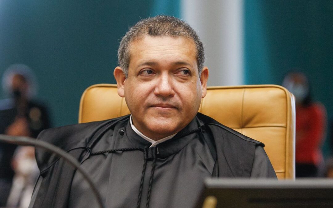 Ministro Nunes Marques suspende quebra de sigilo de ex-secretário da Saúde