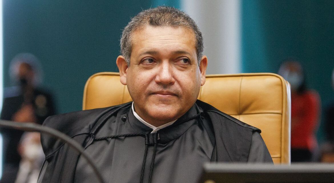 Ministro Nunes Marques suspende quebra de sigilo de ex-secretário da Saúde