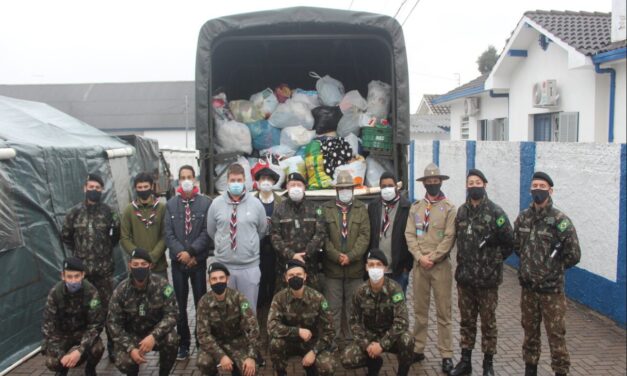 Exército arrecada doações para famílias em Cruz Alta