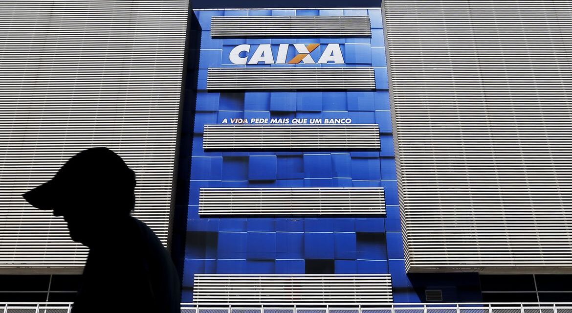 Caixa paga hoje auxílio emergencial a nascidos em julho