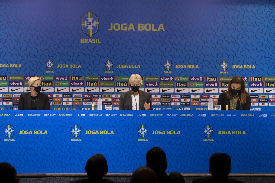 Pia Sundhage convoca Seleção Brasileira feminina para amistosos contra Argentina