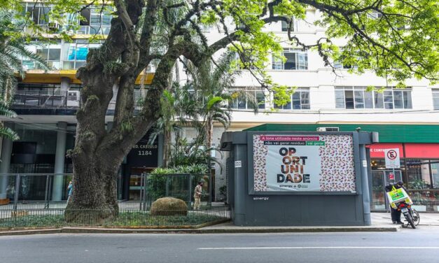 Prefeitura volta a licenciar atividades de mobiliário urbano após mais de dois anos