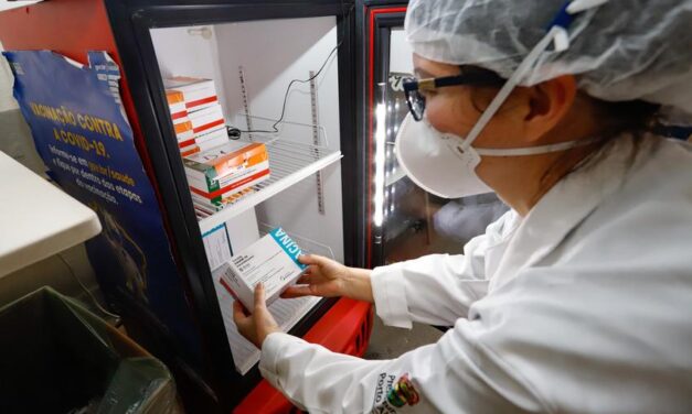 Brasil recebe mais de 5 milhões de doses da Pfizer, maior remessa já enviada pela farmacêutica