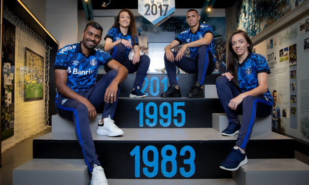 Grêmio lança terceira camisa para a temporada 2021
