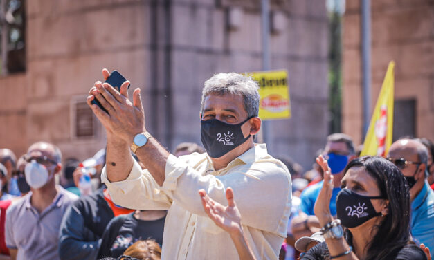 Aniversário de 250 anos de Porto Alegre tem calendário oficial e selo comemorativo