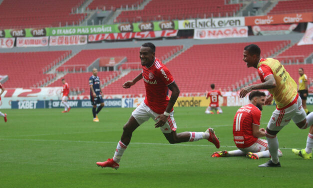 A versão goleadora do volante Edenílson