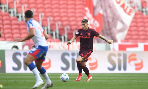 Carlos Palacios é convocado para a seleção chilena