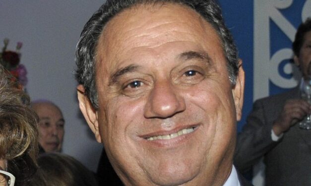 Dênis Abraão é o novo VP do Grêmio e declara que já tem treinador