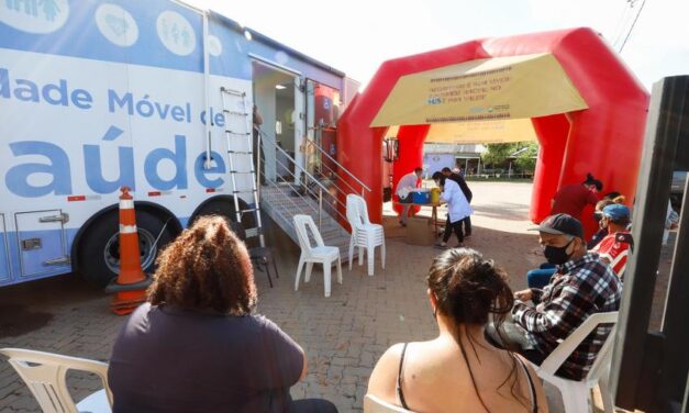Vacinação ocorre na Lomba do Pinheiro neste domingo em Porto Alegre
