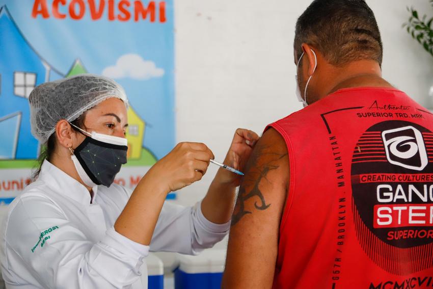 Porto Alegre mantém vacinação contra a Covid-19 durante o feriadão