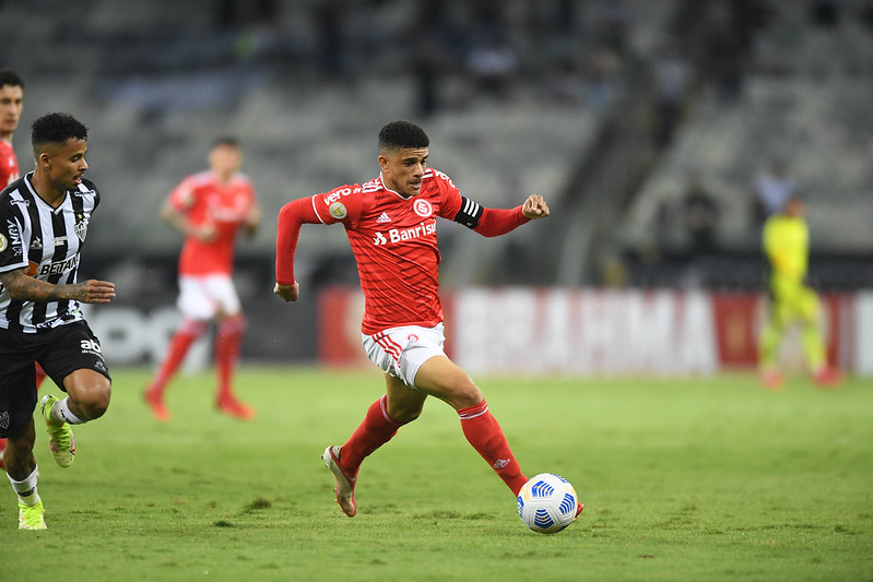 Taison e Lucas Ribeiro testam negativo para COVID-19