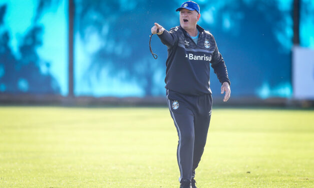 As escolhas de Felipão e desfalques para enfrentar o Cuiabá