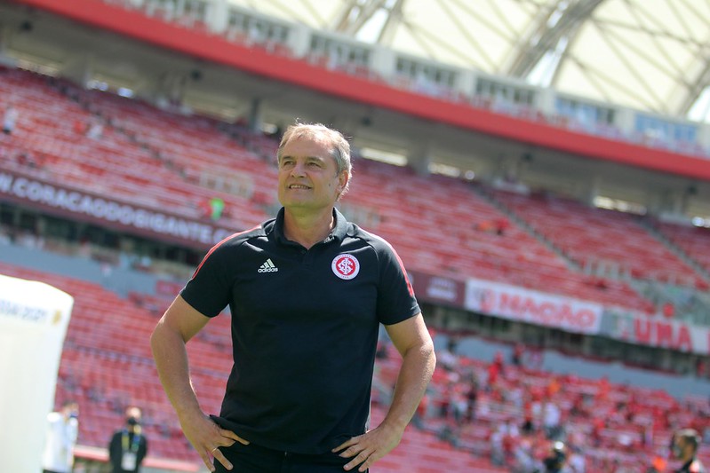 Aguirre vai ter a disposição todos os jogadores que foram a campo contra Chape