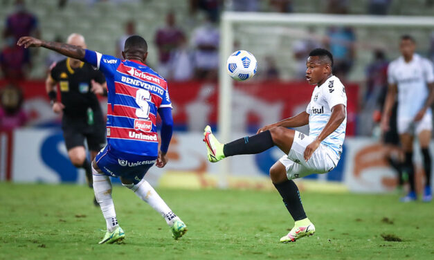 Grêmio perde para o Fortaleza e aumenta crise com a saída de Hermann
