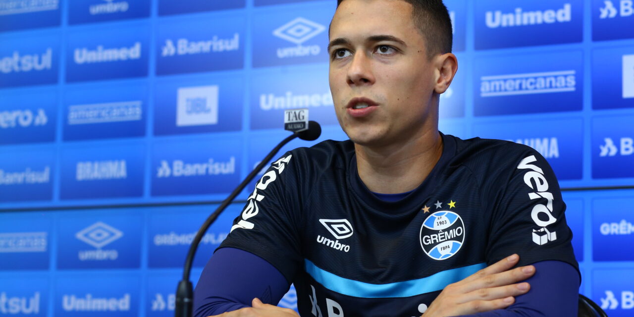 “Nosso ambiente está muito bom”, diz Brenno, goleiro do Grêmio