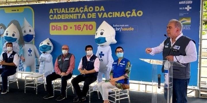 “Até o final do ano toda a população brasileira estará imunizada”, diz Queiroga