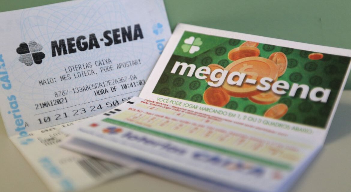 Ninguém acerta os seis números da Mega-Sena e prêmio acumula