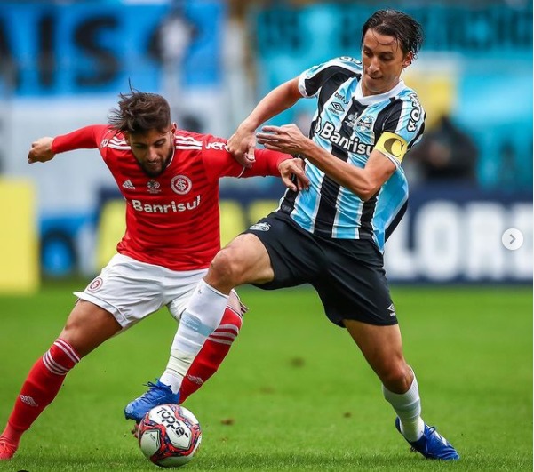 Dupla Gre-Nal encerra preparação para o clássico 434