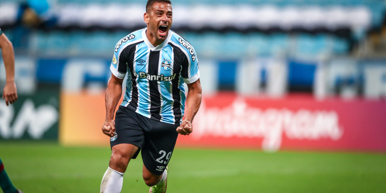 Grêmio vence Fluminense com gol de Diego Souza e se mantém vivo para sair do Z4