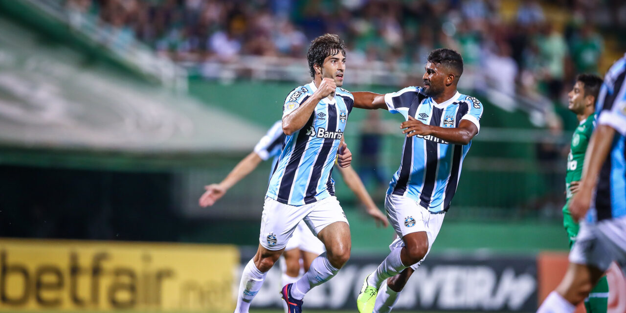 Grêmio vence a segunda consecutiva e diminui a distância para sair do Z-4