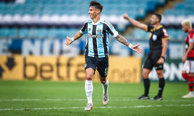 Grêmio empata em 2 a 2 com o Flamengo em um final de jogo emocionante