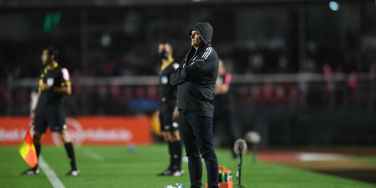 “São Paulo mereceu a vitória e nós não jogamos bem”, afirma Diego Aguirre