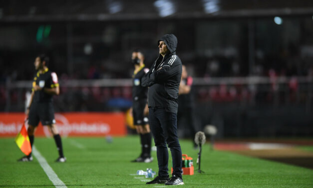 “São Paulo mereceu a vitória e nós não jogamos bem”, afirma Diego Aguirre