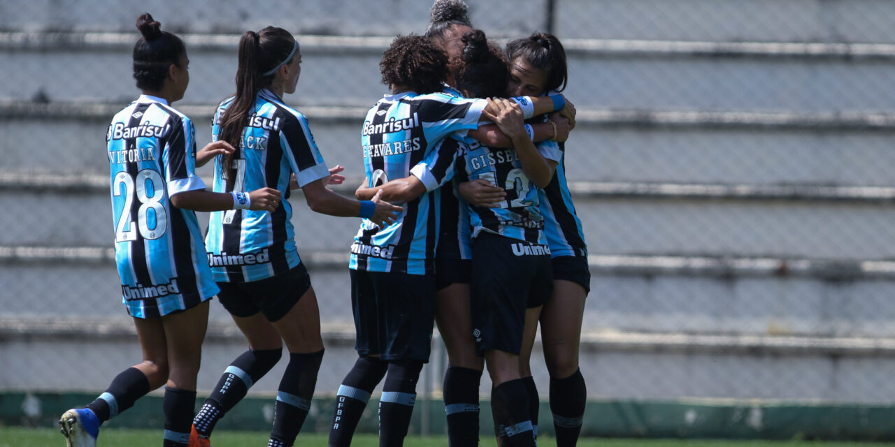 Gurias Gremistas marcam 9 a 1 no Flamengo de São Pedro e carimbam vaga na final