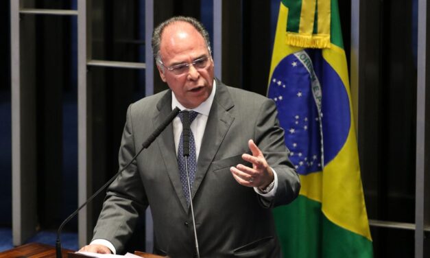 Fernando Bezerra Coelho deixa liderança do governo no Senado