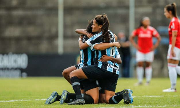 Grêmio comunica saídas de 16 jogadoras do time feminino