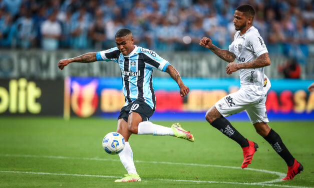 Grêmio vence o Atlético-MG, mas é rebaixado para a Série B