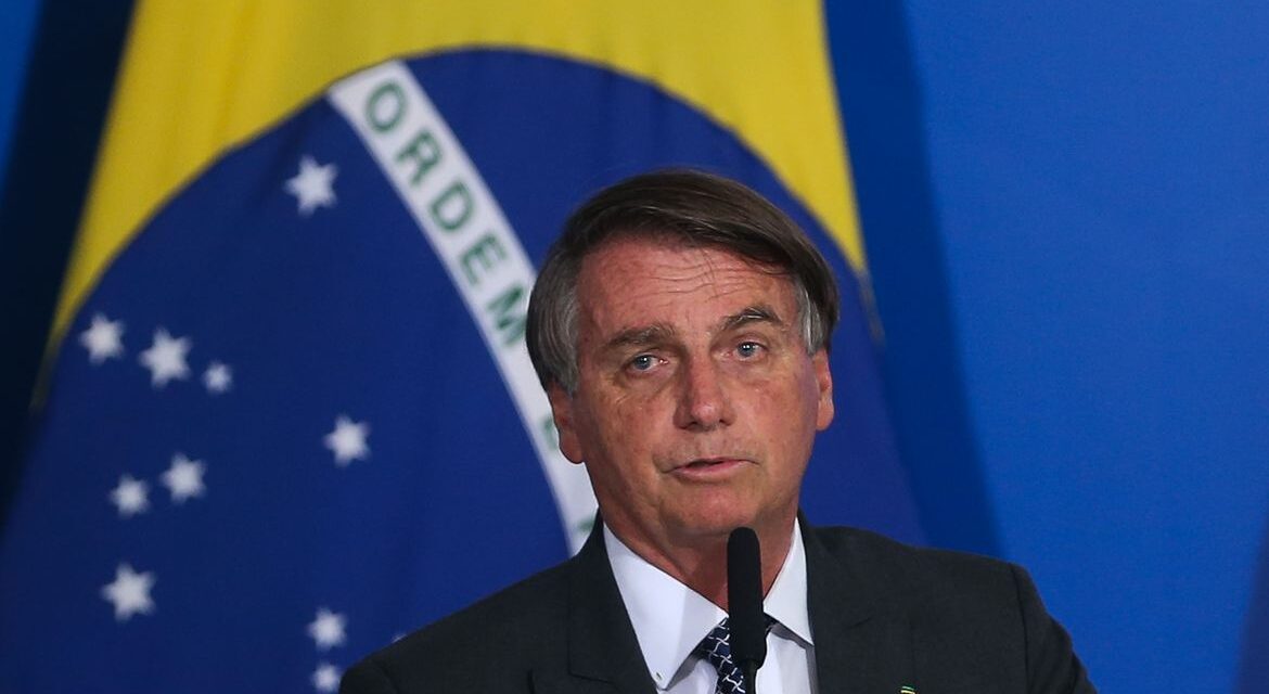 Presidente Jair Bolsonaro diz que PEC dos Precatórios não é calote