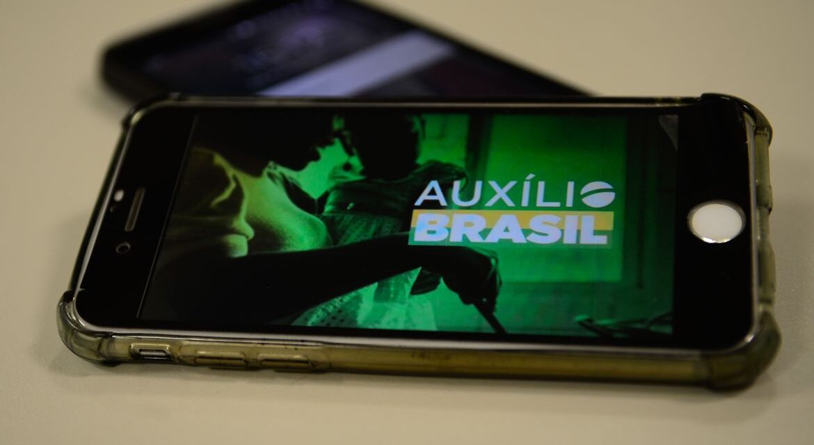 Caixa paga hoje Auxílio Brasil a beneficiários com NIS final 0