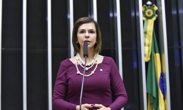 Lei que altera o Fundeb é sancionada com um veto