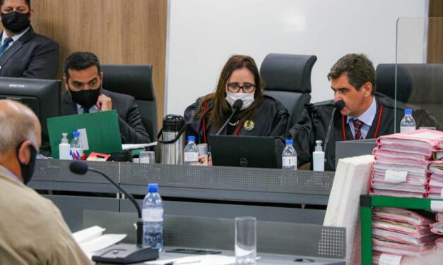 Em depoimento, engenheiro afirma que não recomendou colocação de espuma na boate