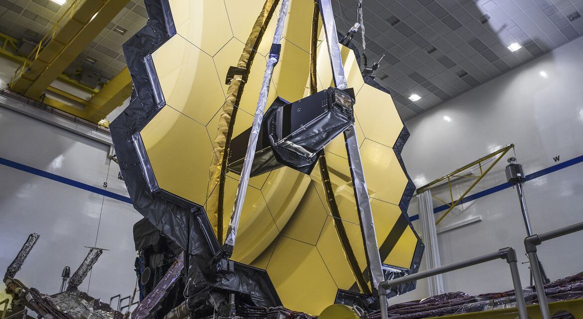 Maior telescópio espacial será lançado no sábado