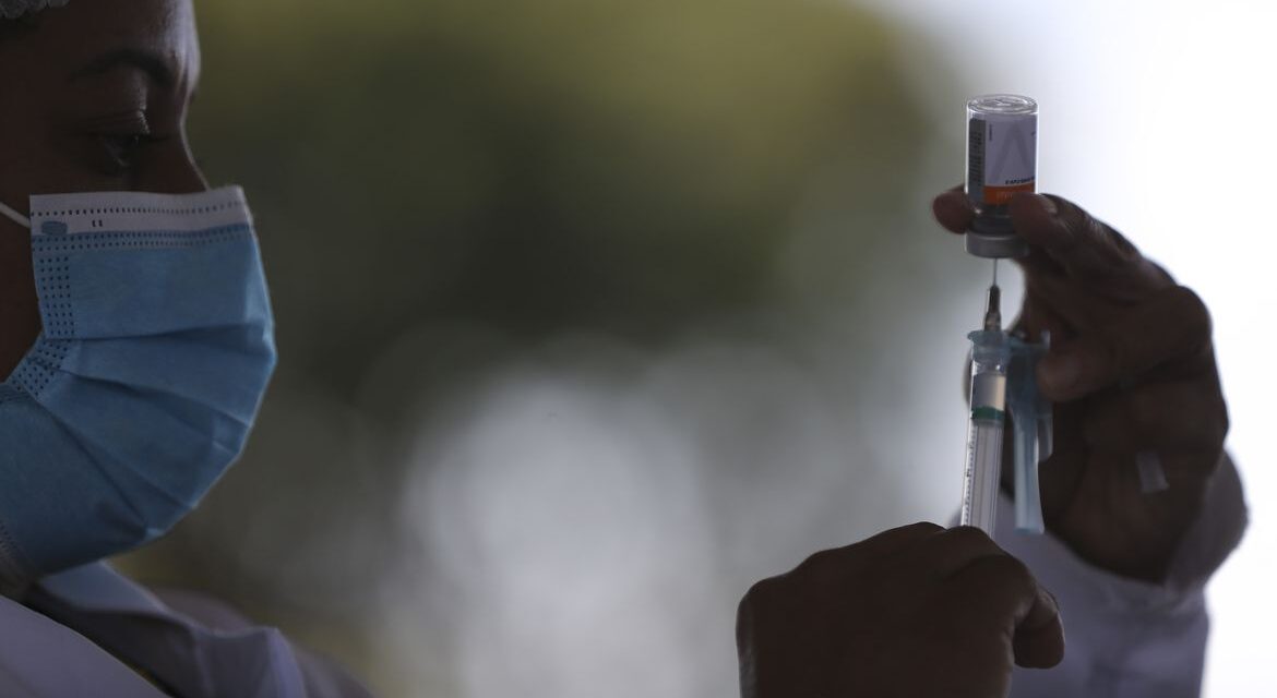 Covid-19: país tem 22,1 milhões de casos e 616,2 mil mortes