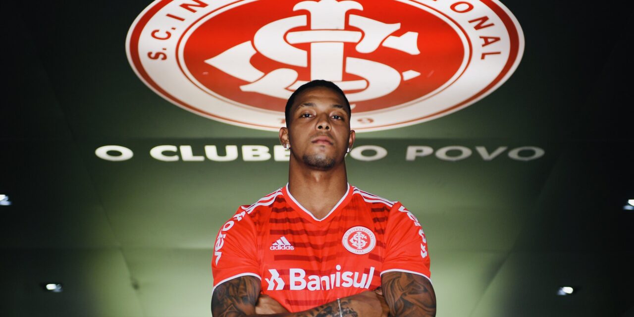 Inter anuncia oficialmente a contratação do atacante David