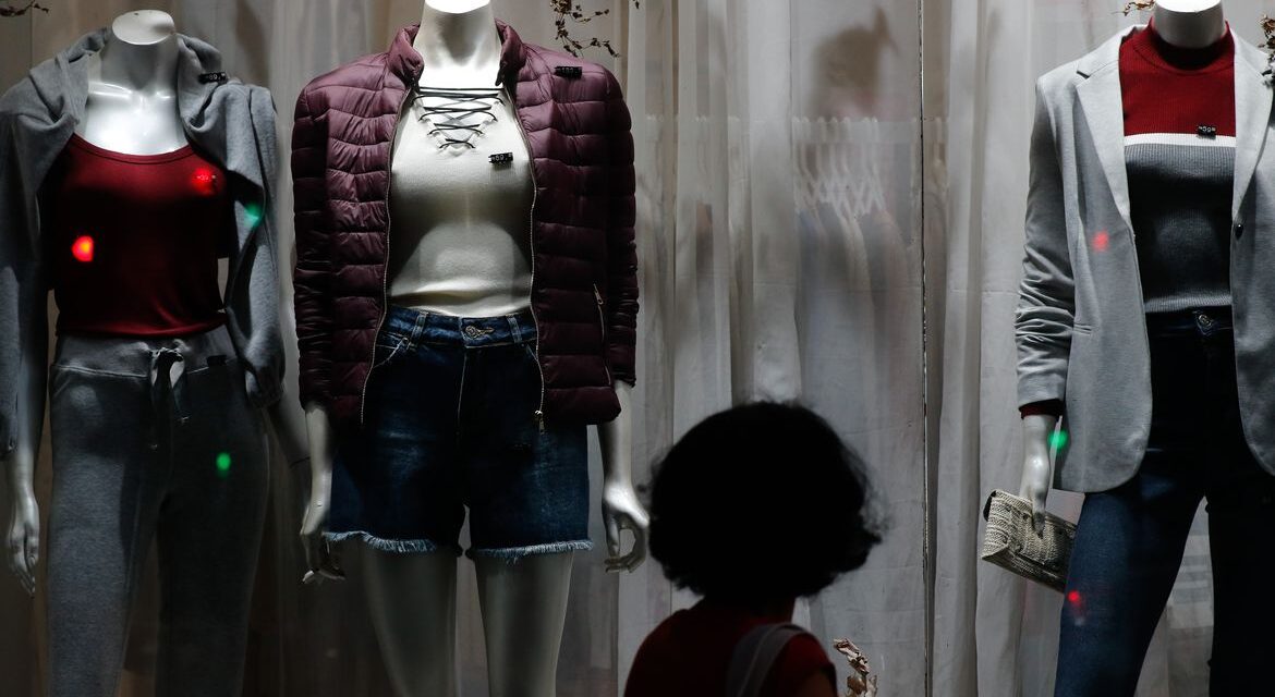 CNC: Brasil encerrou 2021 com recorde de endividados