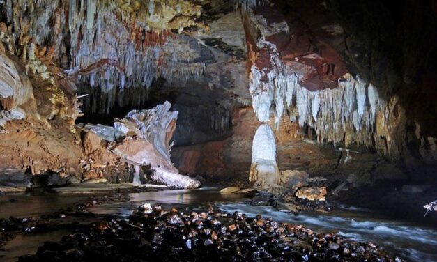 Senador Contarato quer sustar decreto que autoriza impactos irreversíveis em cavernas