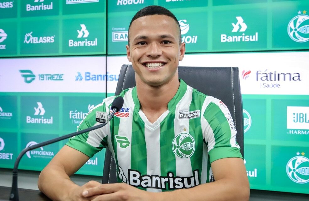 Apresentado no Juventude, Darlan fala sobre poucas chances no Grêmio: “tem coisas que não dá para entender”