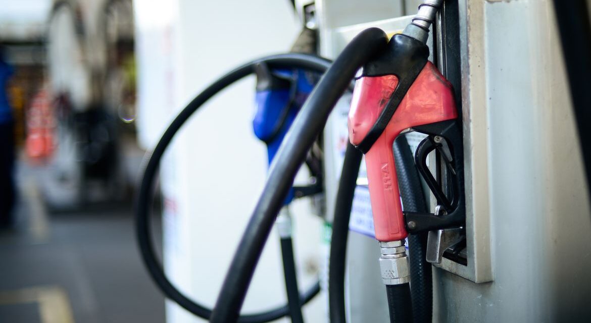 Sancionada lei que autoriza postos a comprarem etanol de produtores