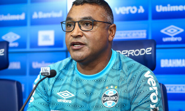 Grêmio apresenta Roger Machado: “desejei muito esse momento”