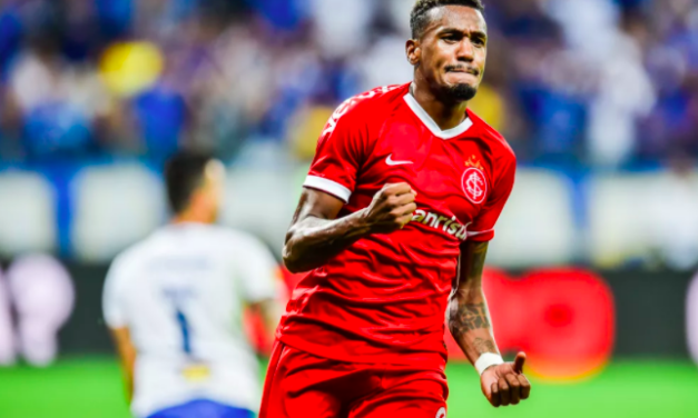 Inter renova contrato com Edenilson até 2024