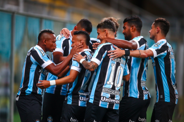 Com titulares, Grêmio vence Guarany e lidera o Gauchão